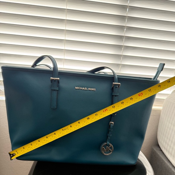 MICHAEL KORS Jet Set tote in Dark Mountain (teal blue ) - Picture 8 of 12